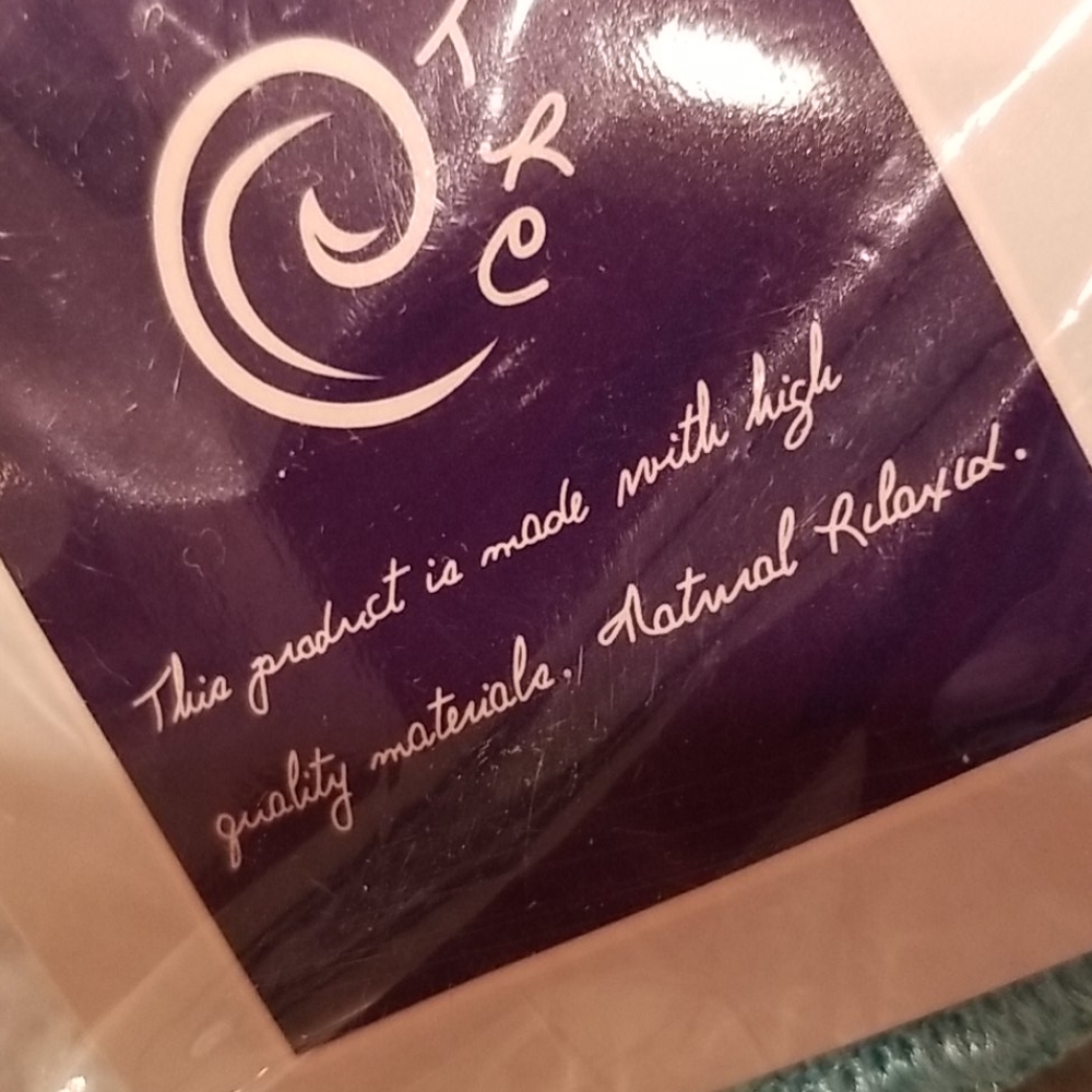 Exfoliating Gloves & Bath Essentials - Picture 7 of 12
